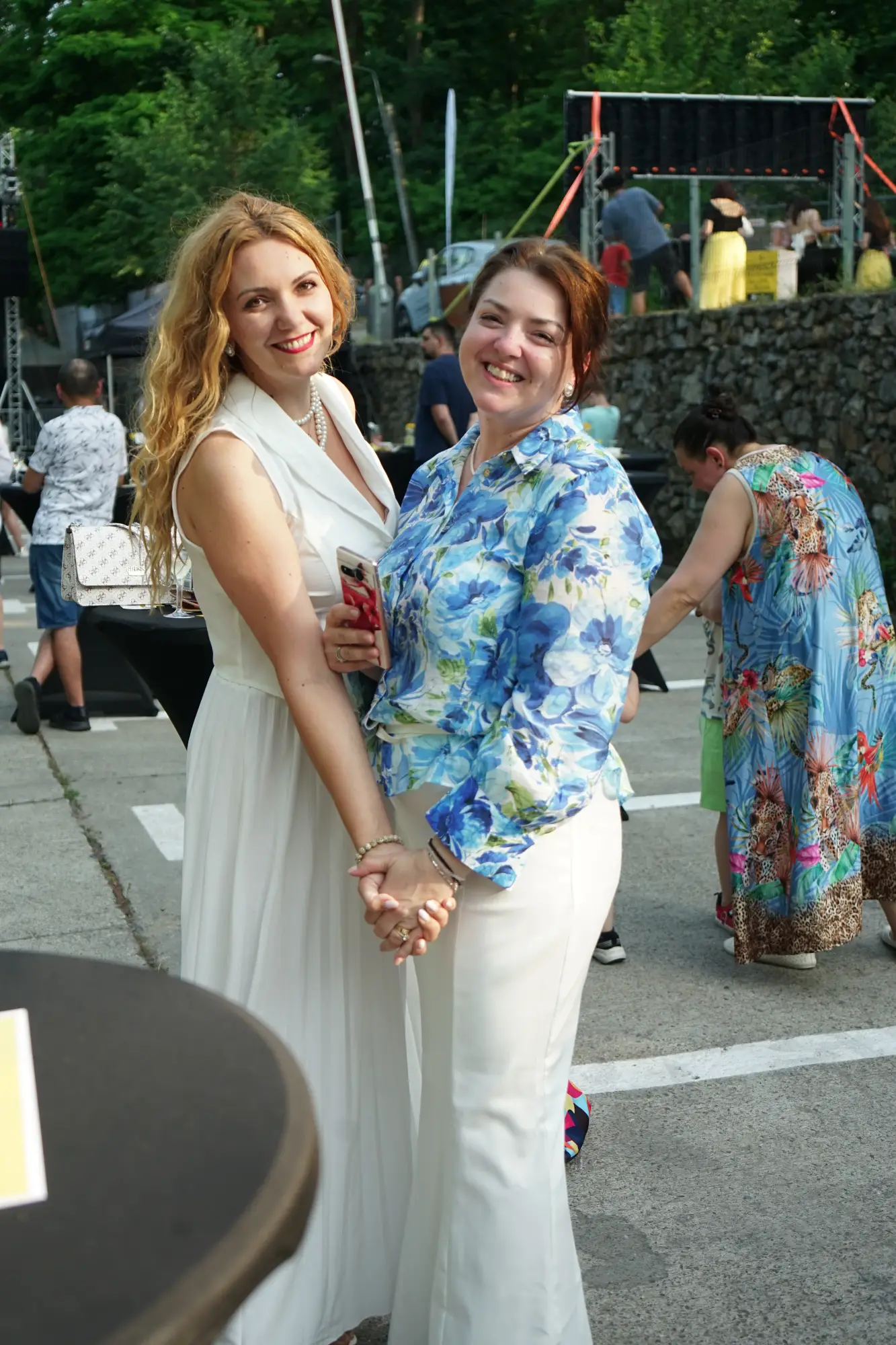 invitate la concert FIVE The Sound of Us Iasi fotografie eveniment outdoor networking